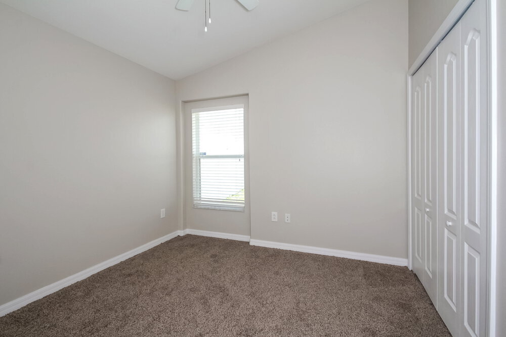 Building Photo - 10620 Shady Preserve Dr