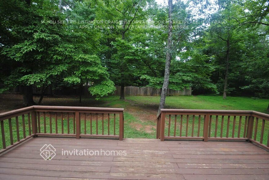 Building Photo - 465 Sheringham Ct