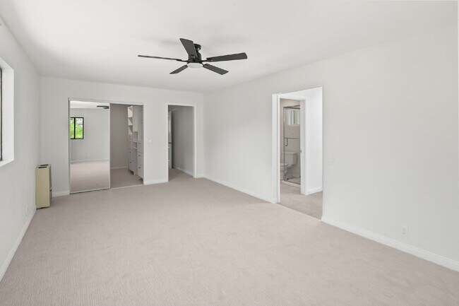 Building Photo - Welcome to your rare gem, dream home in Clairemont, San Diego!