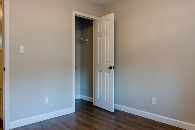 Building Photo - 3/2 located in Ft. Walton Beach