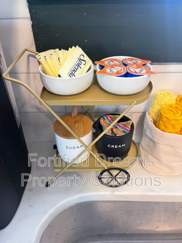 Building Photo - 720 S Broad St