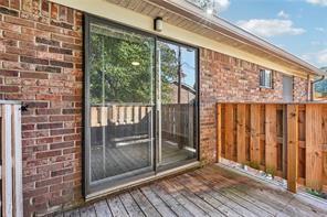Building Photo - 5560 Kingsport Dr