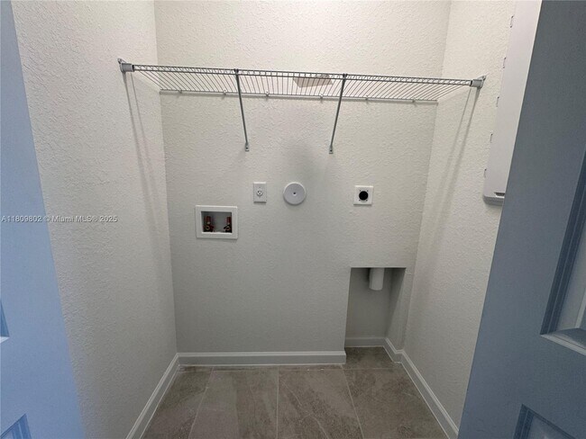 Building Photo - 23536 SW 133rd Ct