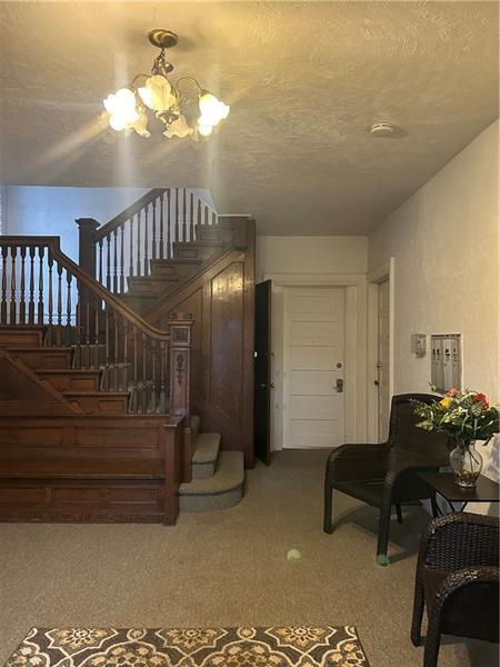 Building Photo - 208 E College St