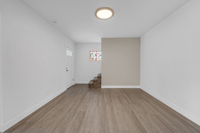 Building Photo - 3052 Burton Ave