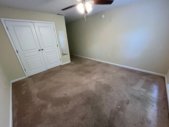 Building Photo - 14-1414 Jones