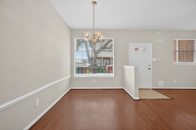 Building Photo - 1103 Dulles Ave