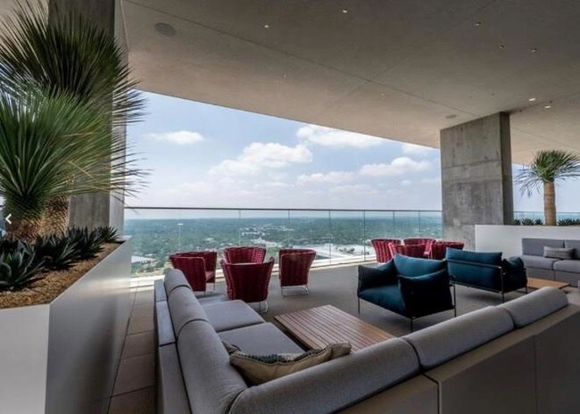 Building Photo - 301 West Ave