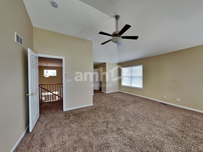 Building Photo - 16438 Fairfield Dr