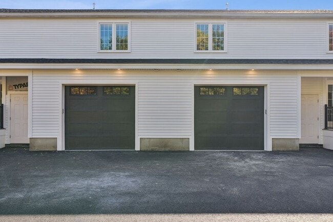 Building Photo - 16 Blacksmith Rd