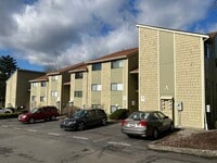 Building Photo - Beautifully Updated 2 Bedroom/2 Bath Renton Condo!