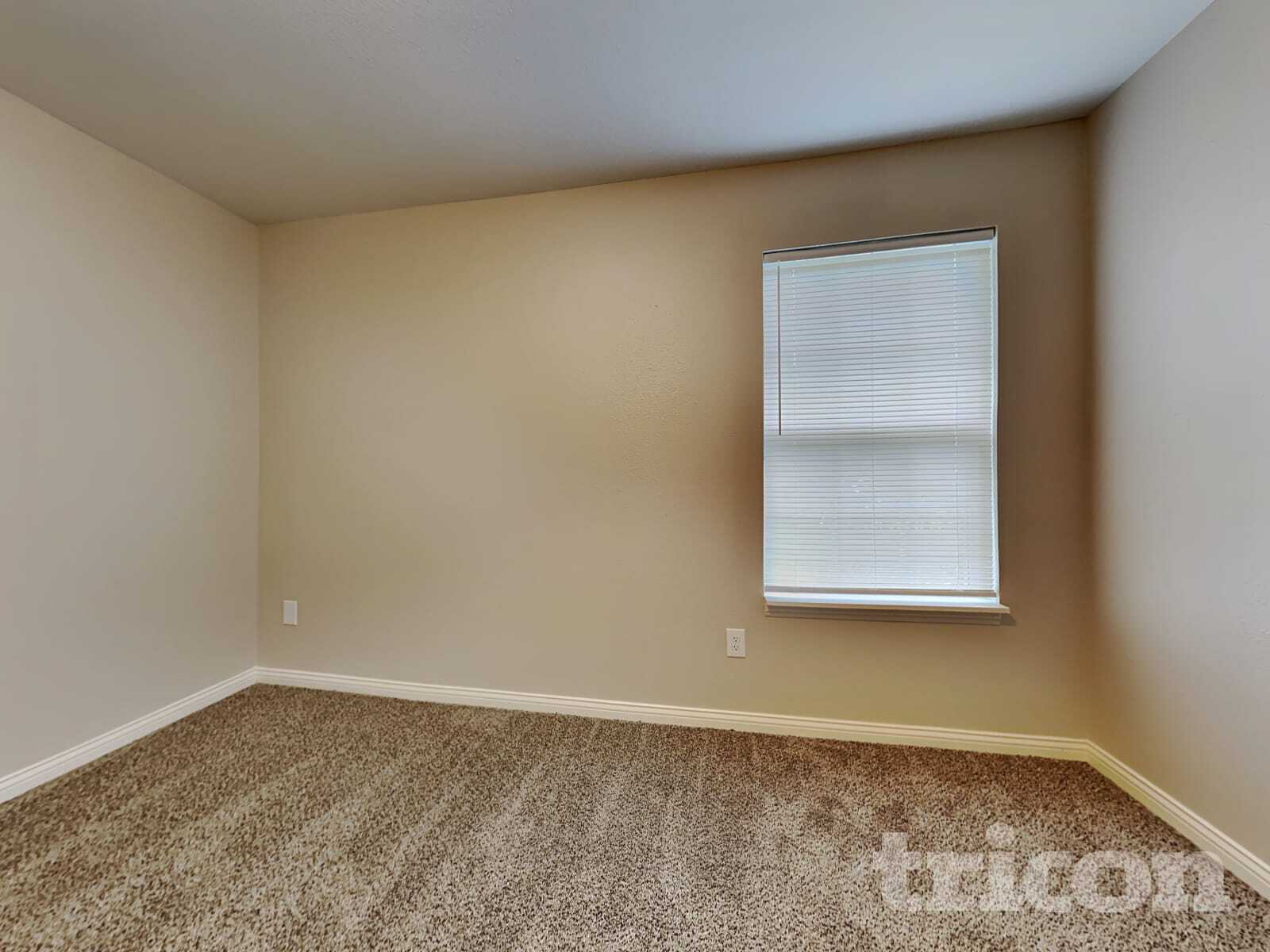 Building Photo - 1167 Fiesta Dr