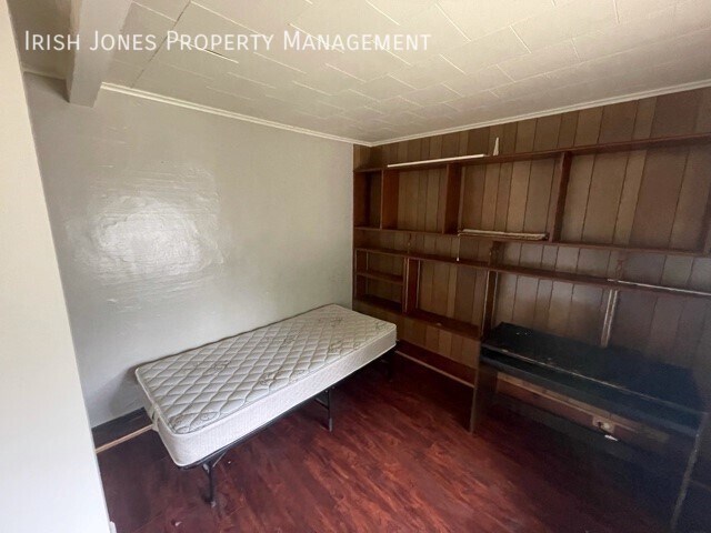 Building Photo - 127 Merrimac St
