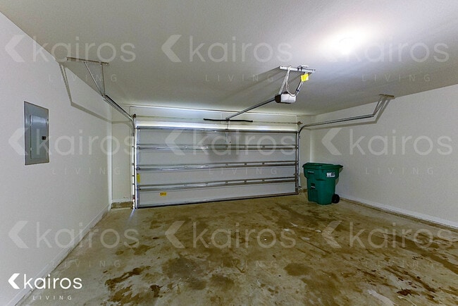 Building Photo - 157 Cora Rd