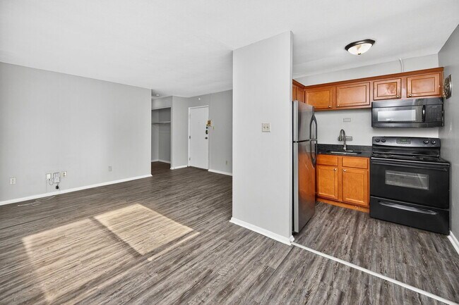 Building Photo - 3505 Telford St