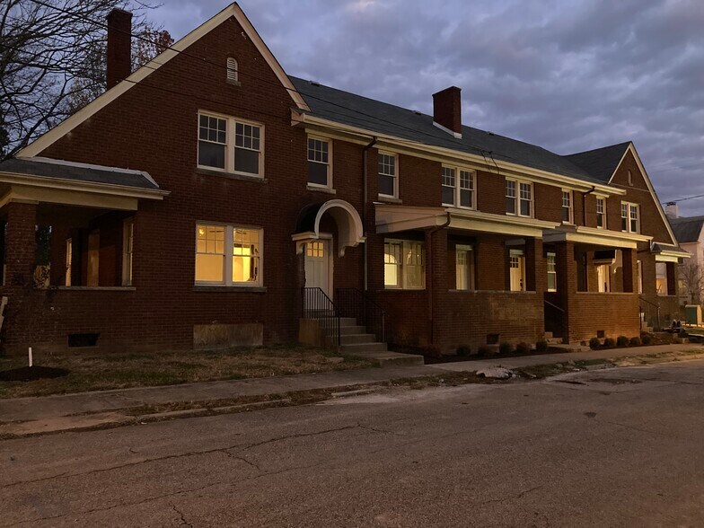 Primary Photo - 806 Grant St