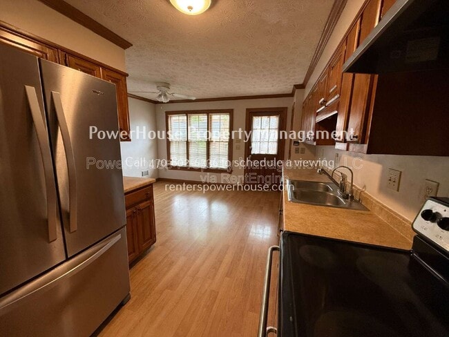 Building Photo - 3209 Henderson Walk