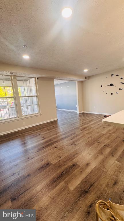 Building Photo - 601 Himes Ave