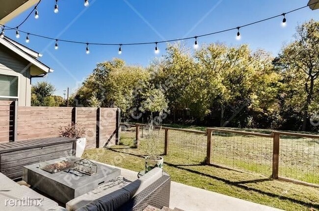 Building Photo - 3 br, 2 bath House - 5616 South 1st St 9 9