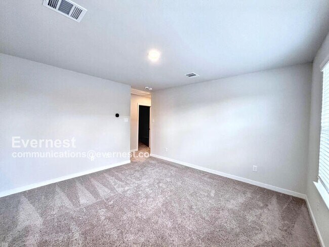 Building Photo - 32506 Timber Point Dr
