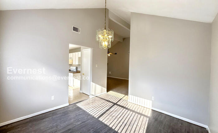 Building Photo - 19427 Bristlestar Dr