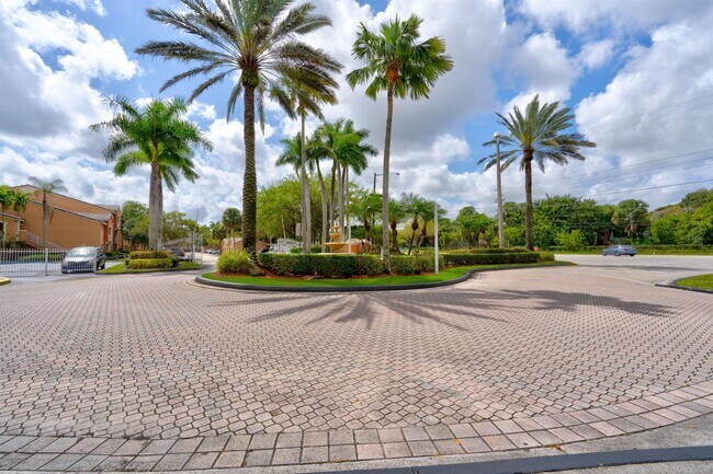 Building Photo - 3874 Lyons Rd