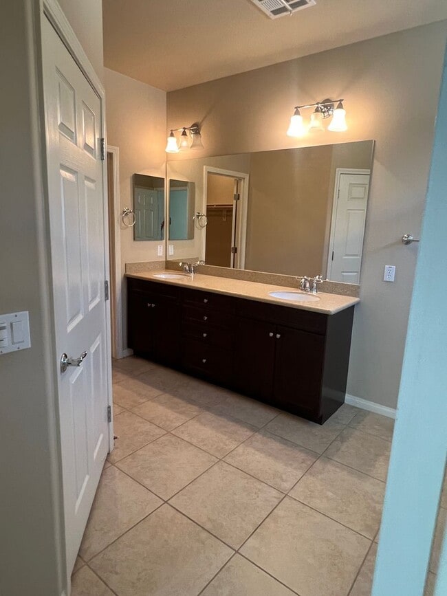 Building Photo - Del Webb Community of Solera at Sun City. 55 + Community