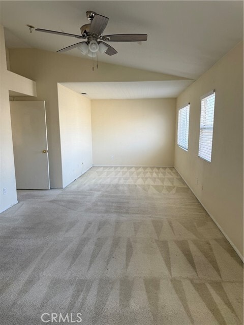 Building Photo - 865 Tam O'Shanter St