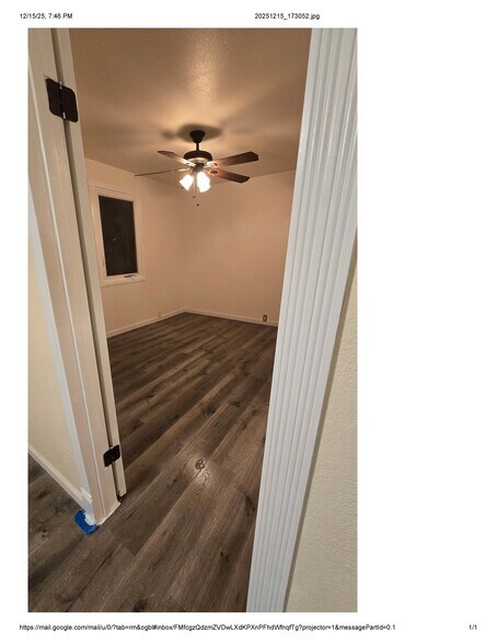 Building Photo - 10217 Yorba St