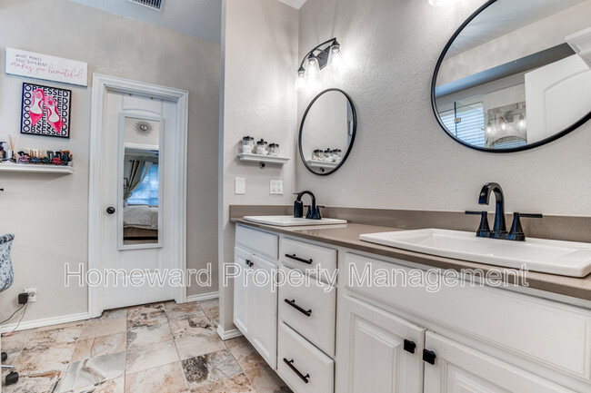 Building Photo - 3509 Druid Way