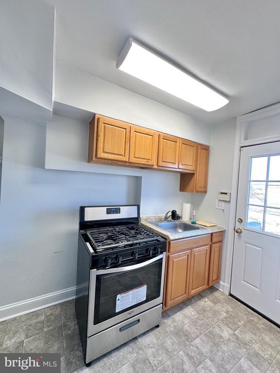 Building Photo - 206 Lynhaven Dr