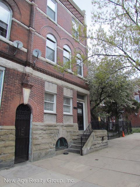 Building Photo - 3029 W Girard Ave