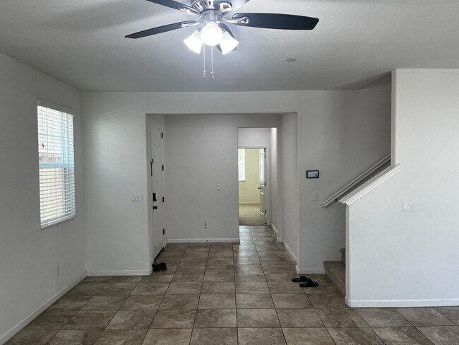 Building Photo - Excellent Witney Ranch 4 Bedroom, 3 Bathroom Home in Whitney Ranch for Rent.