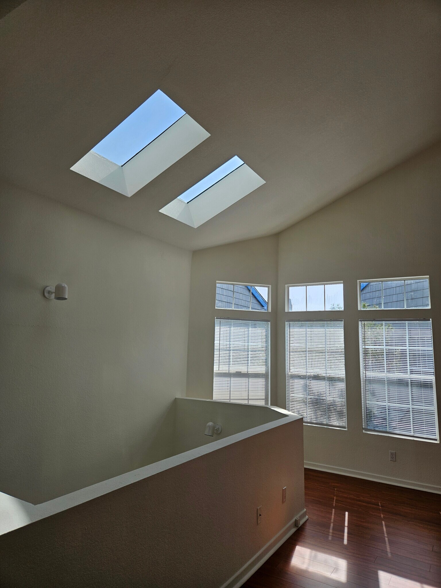 Living Living room skylightsoom Sky Light - 11829 Gateway Blvd