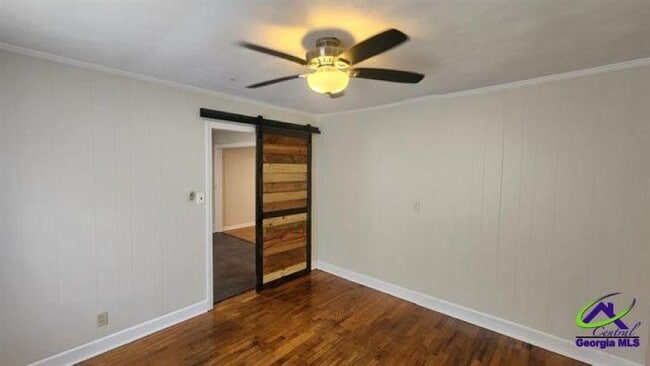 Building Photo - 1211 Sunset Ave