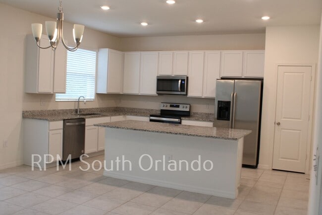 Building Photo - Sought after St. Cloud, FL.  Home For Leas...