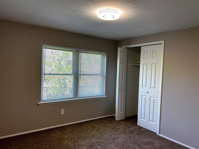 Building Photo - 4301 Live Oak Dr