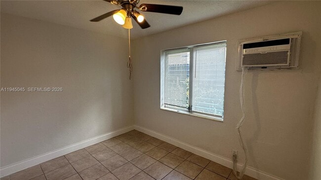 Building Photo - 732 Moffett St