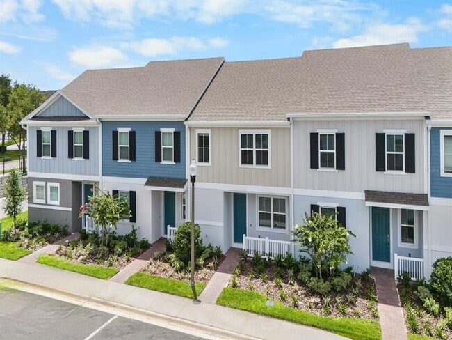 Building Photo - 1440 SILVER LINING Way