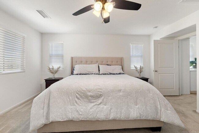 Building Photo - NEWER 3BD/2.5BA Home in desired Main Ranch Development in El Cajon!