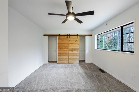 Building Photo - 2562 Farley St