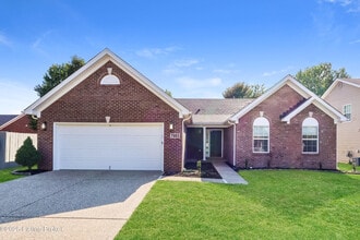Building Photo - 7003 Hollow Oaks Dr