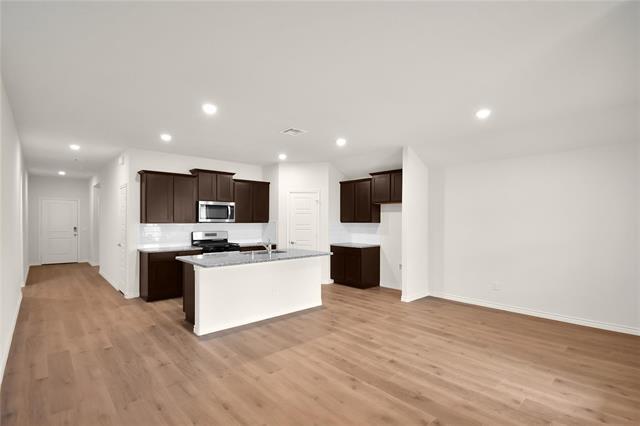 Building Photo - 7221 Mayplace Dr