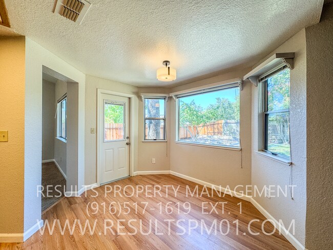 Building Photo - 5401 Ash Ct