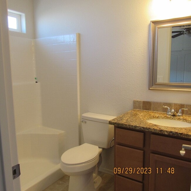 Building Photo - 2495 Palisades Dr