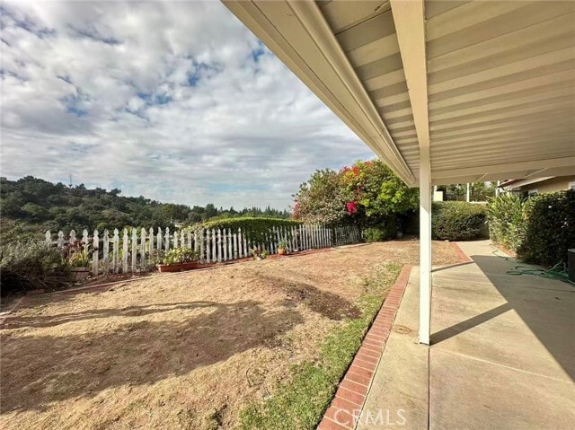 Building Photo - 877 Golden Prados Dr