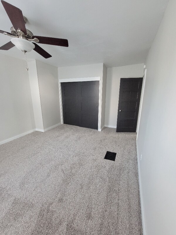 Building Photo - 701 W 8th St