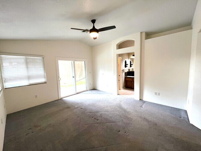 Building Photo - 3013 Verdugo Ln