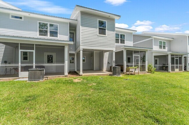 Building Photo - 118 N Sand Palm Rd
