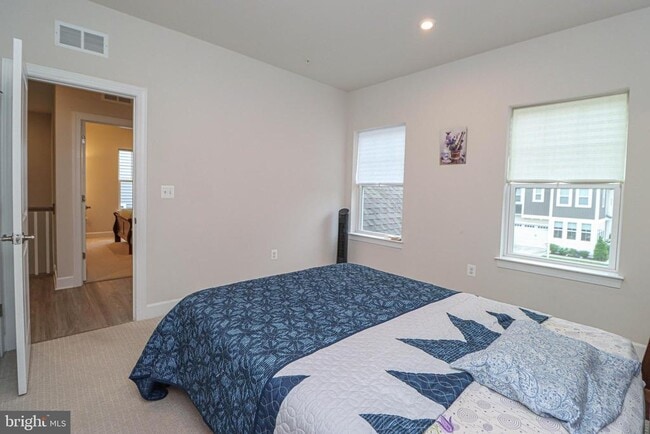 Building Photo - 2794 Golden Aster Pl